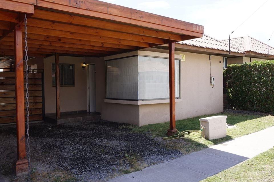 CASA 3D 2B un piso Condominio Tocornal I San Esteban